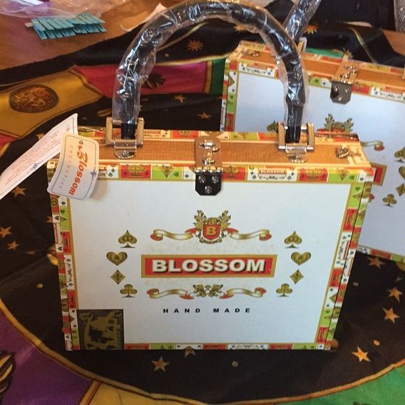 Cigar Box Purse - Picture 2 of 8